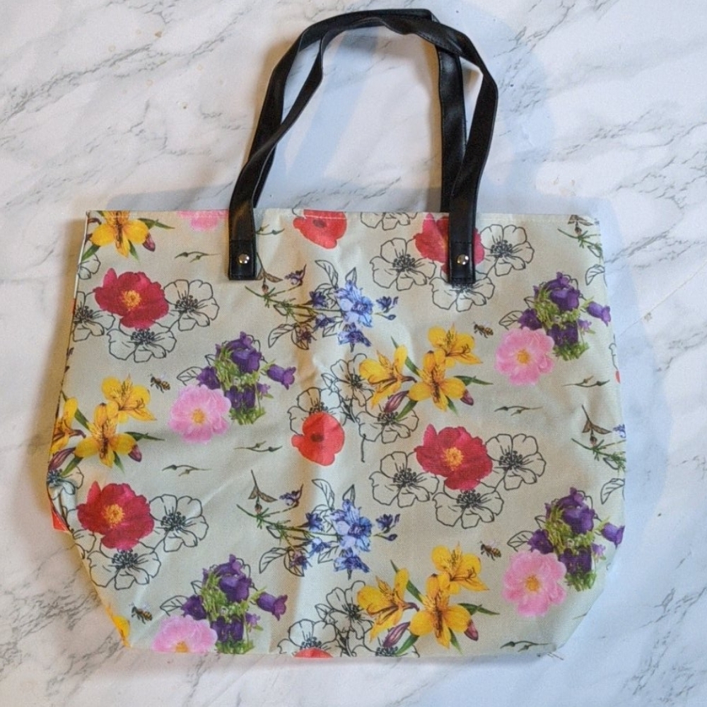 ⚡️NWOT floral tote with leather straps